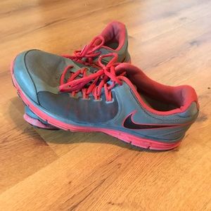 Men’s Nike Tennis Shoes